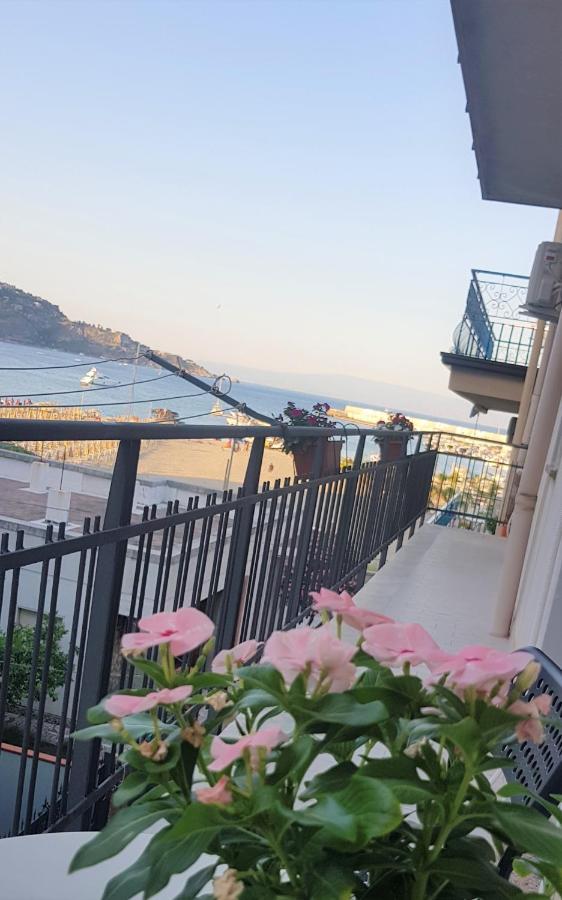 B&B La Costa Di Naxos Giardini Naxos Eksteriør bilde